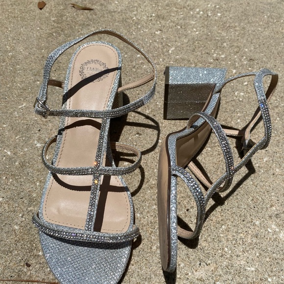 I.MILLER BEAUTIFUL STRAPPY SANDALS - Picture 3 of 8